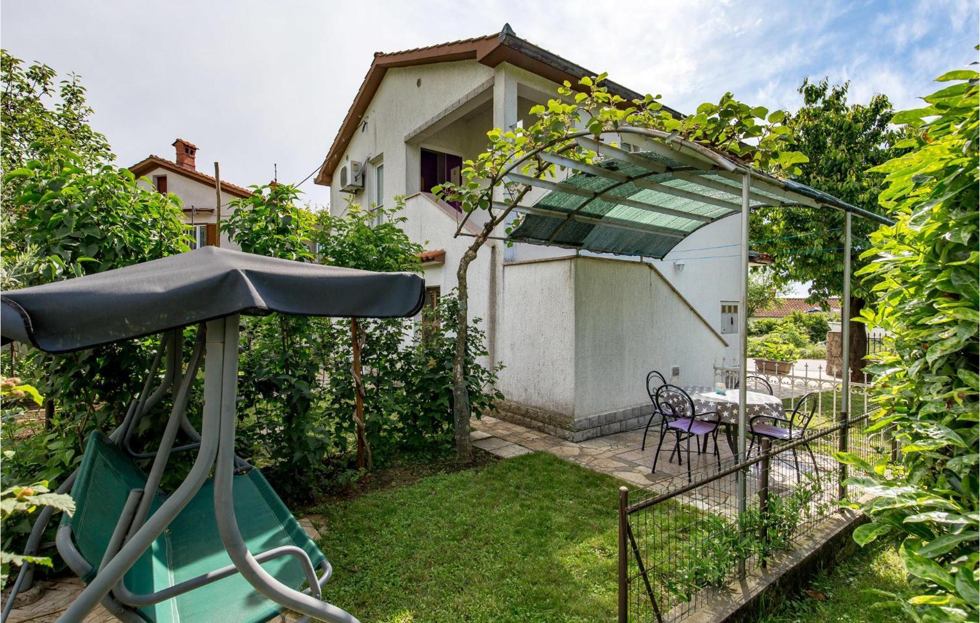 2 Bedroom Beautiful Apartment In Rukavac Rukavac  Bagian luar foto